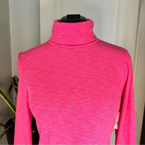 NWT GAP Essential Rib Turtleneck T-Shirt fuchsia SMALL - Picture 2 of 12